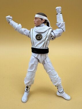 Hasbro Power Rangers Cobra Kai Daniel LaRusso White Crane Ranger 6" Figure Loose
